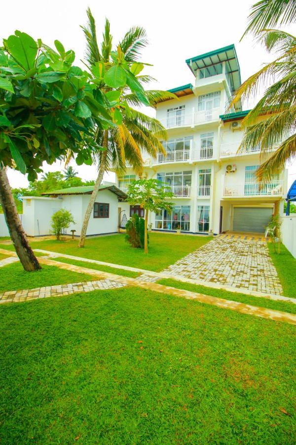 Onaro Beach View Matara Ngoại thất bức ảnh