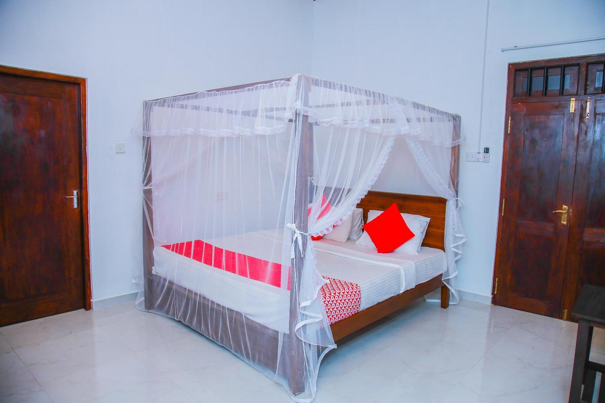Onaro Beach View Matara Phòng bức ảnh